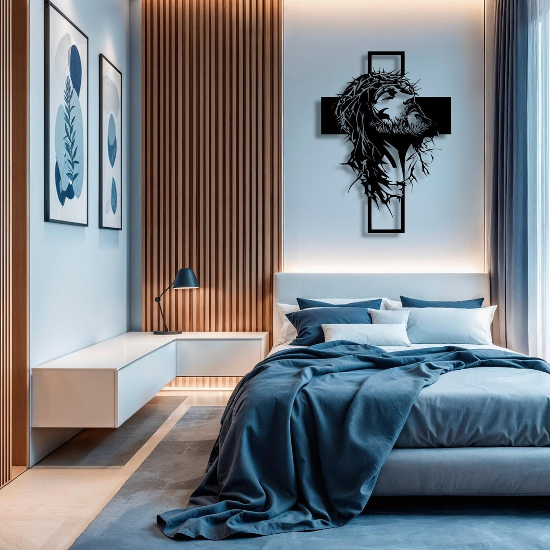 Cyras - אומנות קיר מתכת עם צלב ישוע